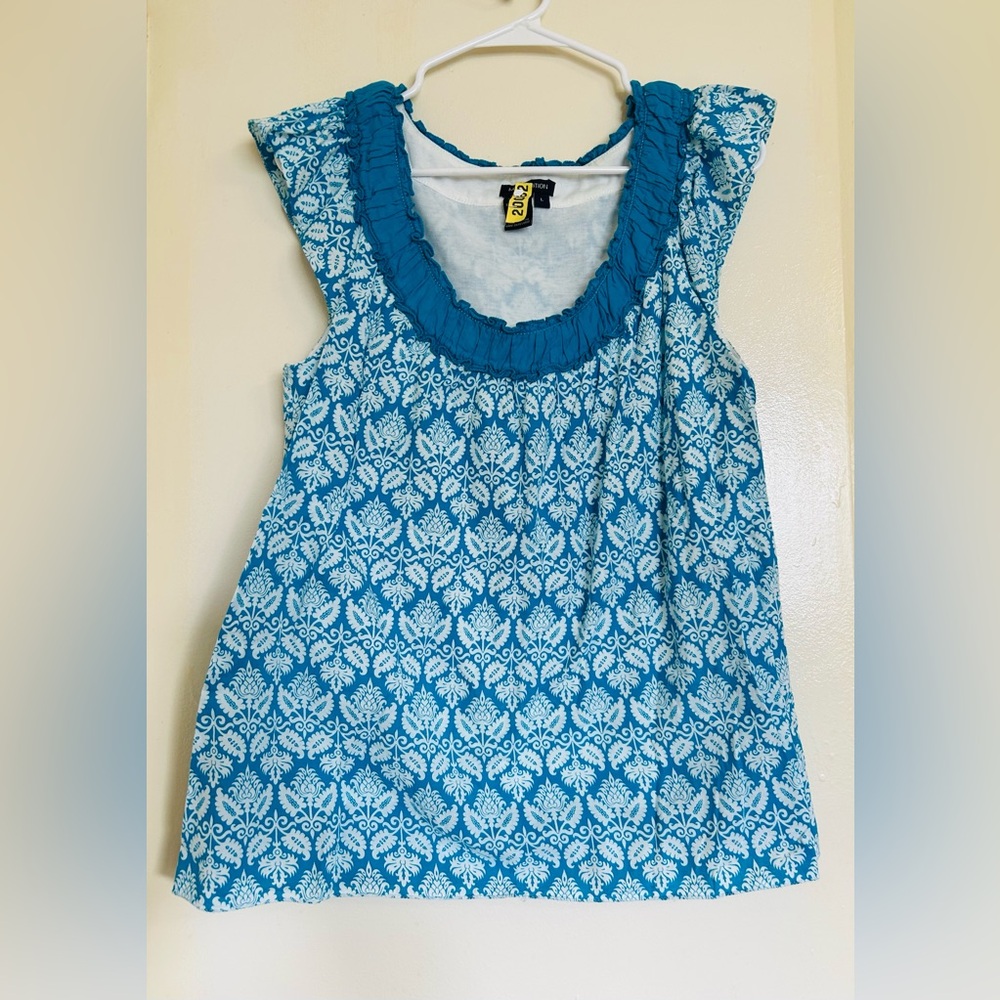 Max Edition Turquoise and White Ruffled Top with Built In Cotton Tee